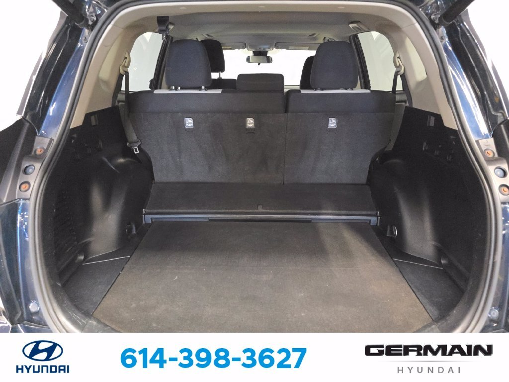 Used 2018 Blue Toyota XLE image 21