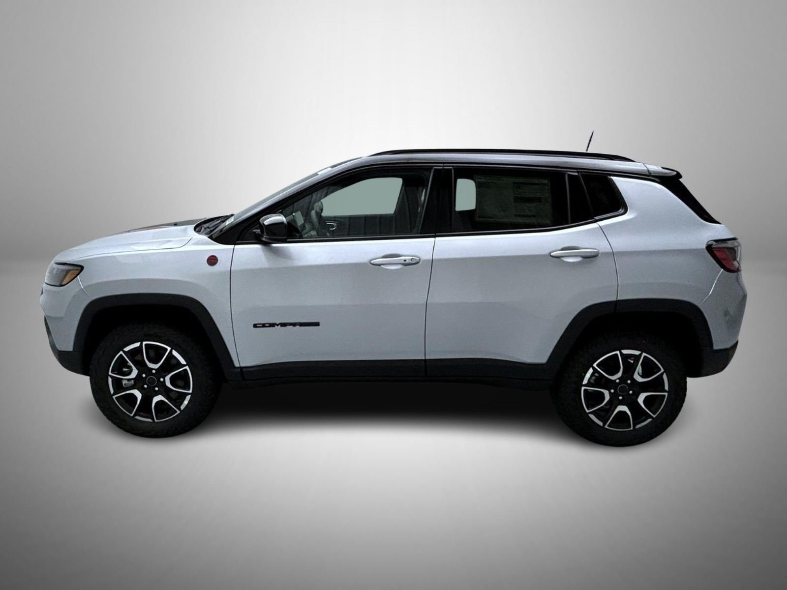 New 2026 Silver Zynith Metallic Clear-Coat Exterior Paint Jeep Trailhawk image 8