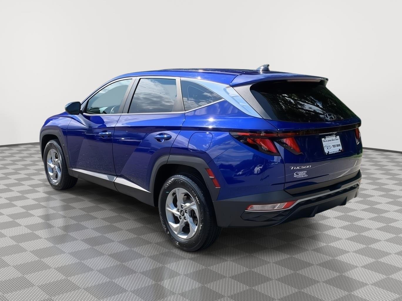 Used 2022 Intense Blue Hyundai SE image 3