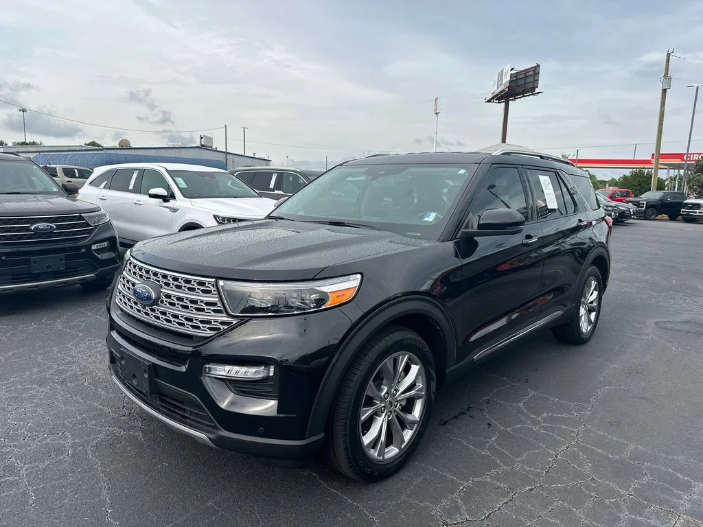 Used 2021 Black Ford Limited image 3