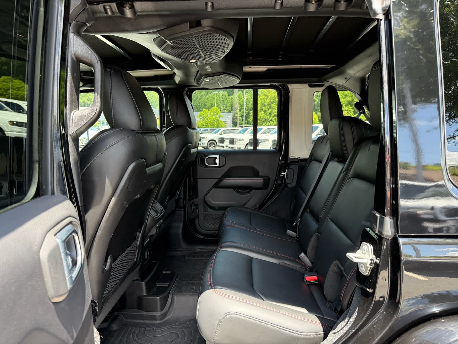 Used 2024 Black Clearcoat Jeep Rubicon X image 26