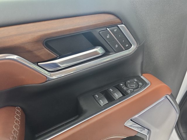 Certified Used 2025 Summit White GMC Denali Ultimate image 8
