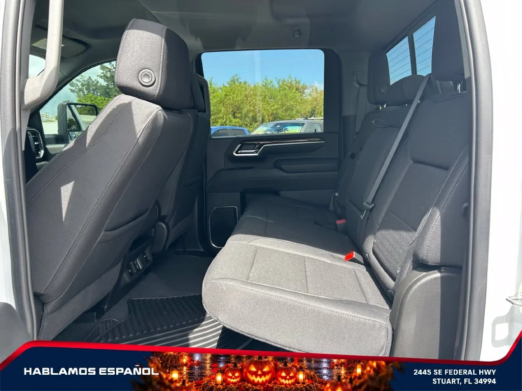 Certified Used 2026 Summit White GMC SLE image 11