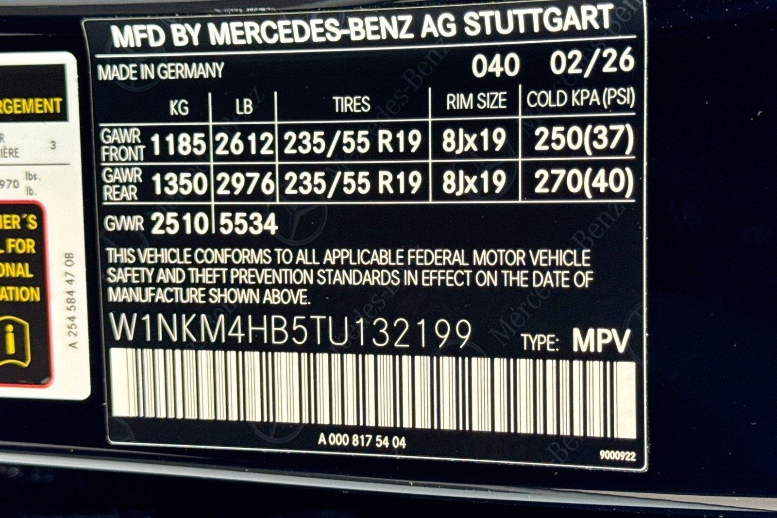 New 2026 Black Mercedes-Benz GLC 300 image 30