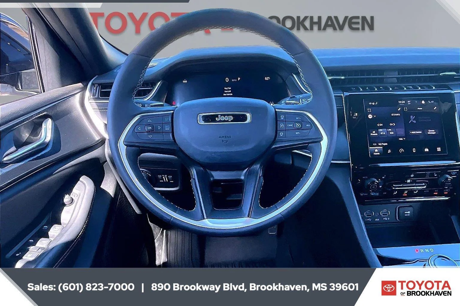 Used 2025 Silver Zynith Jeep Altitude X image 5
