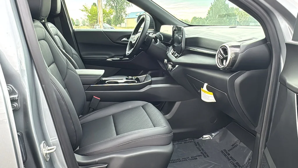2026 Chevrolet Equinox LT - Photo 8