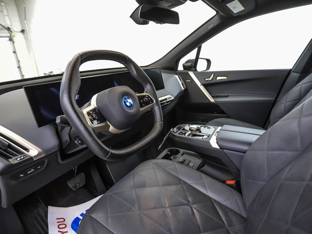 Certified Used 2024 Dark Graphite BMW xDrive50 image 10