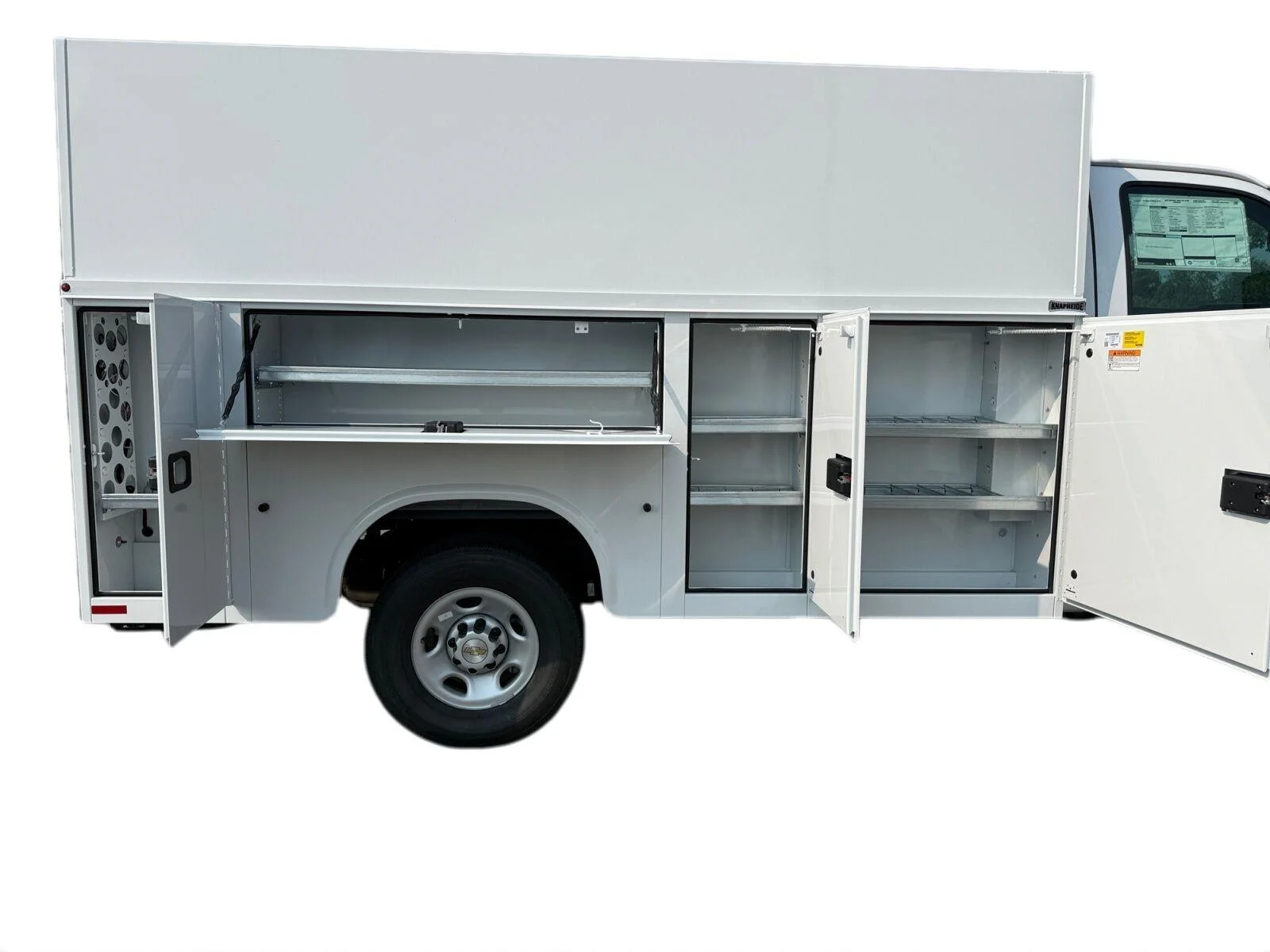 New 2026 Summit White Chevrolet 1WT image 14
