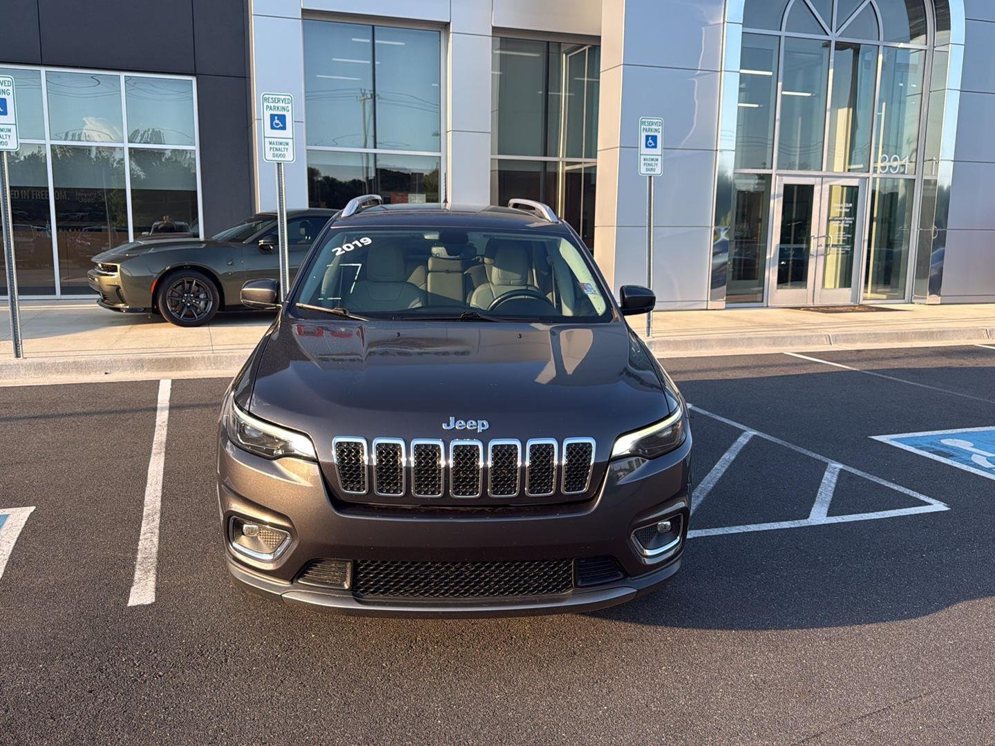 Used 2019 Granite Crystal Metallic Clearcoat Jeep Limited image 3