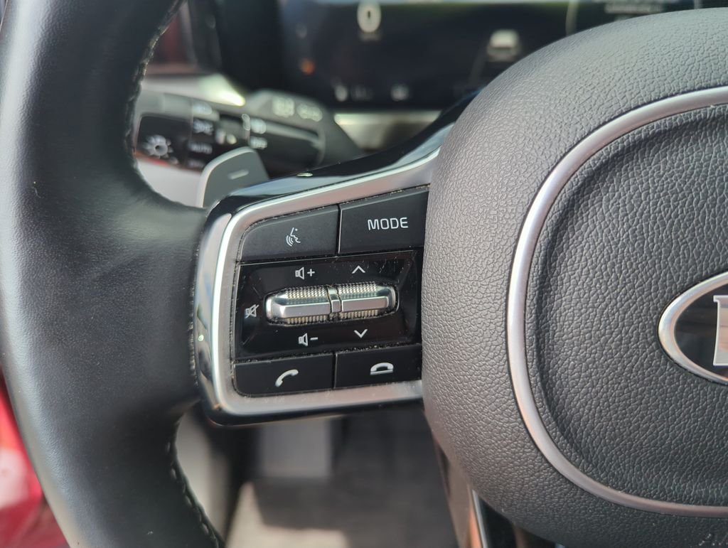 Used 2021 Red Kia SX-Prestige image 22