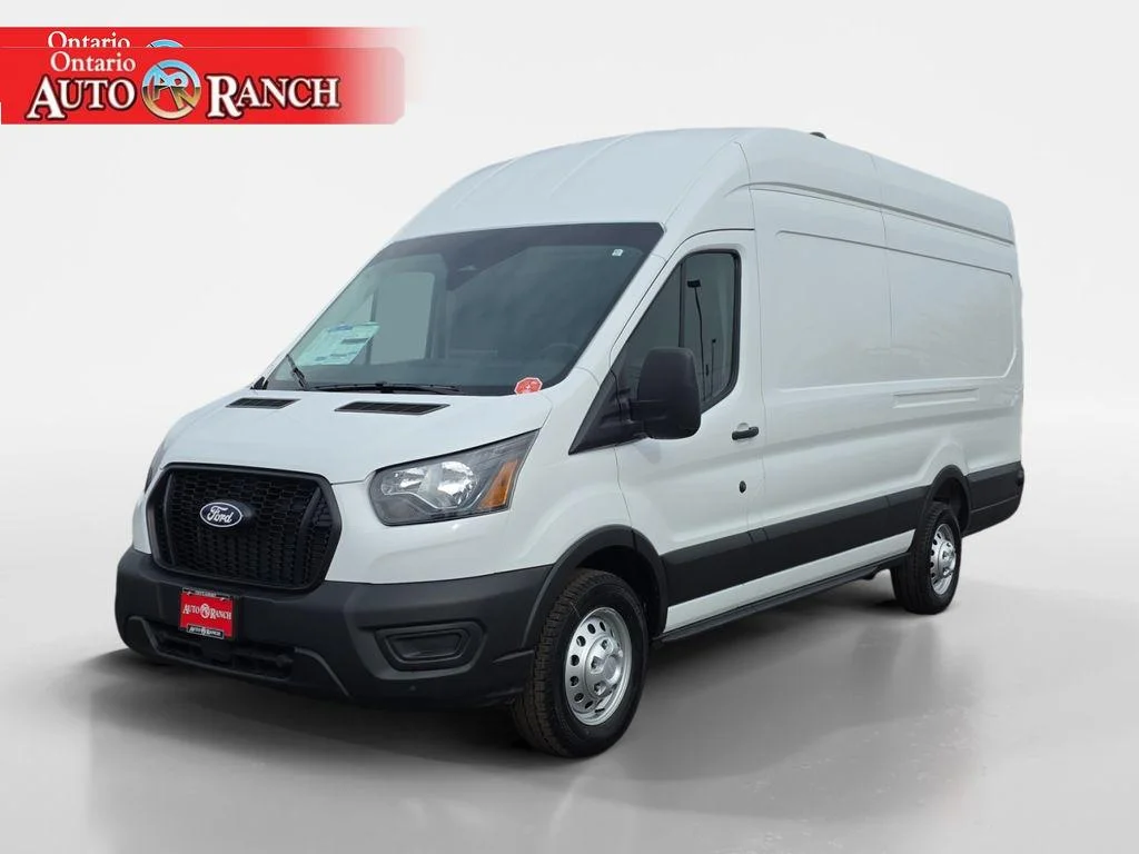 New 2026 OXFORD WHITE Ford Base image 7