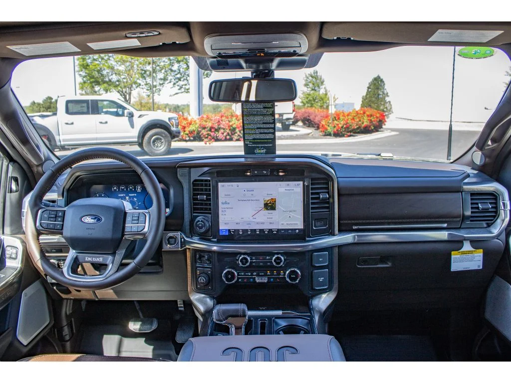 New 2026 Star White Metallic Tri-Coat Ford King Ranch image 27
