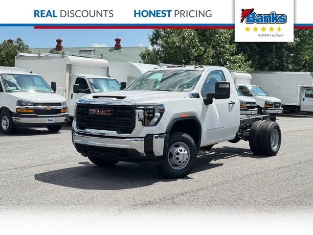 2026 GMC Sierra 3500 HD Chassis Cab Pro