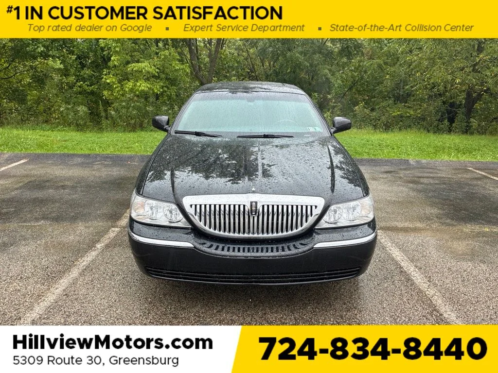 Used 2009 Black Clearcoat Lincoln Signature image 8