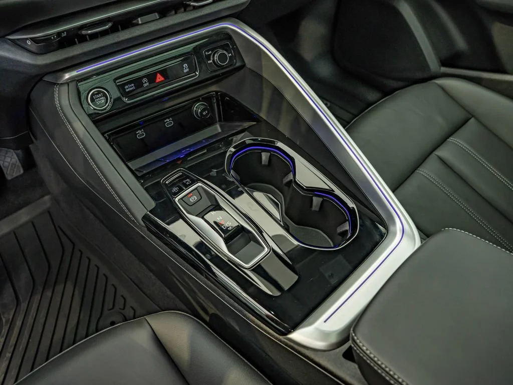 Used 2025 Manhattan Gray Metallic Audi 2.0T Premium Plus image 25