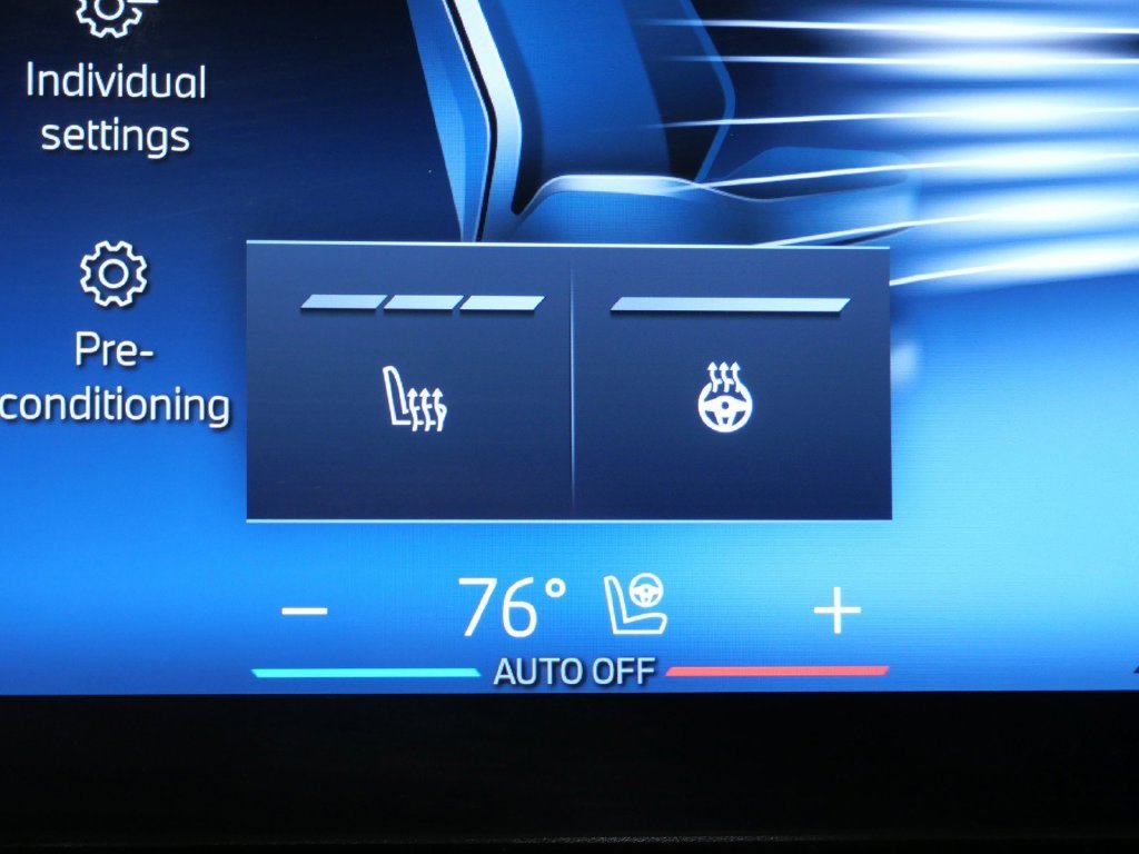 Certified Used 2024 Mineral White Metallic BMW xDrive40i image 50