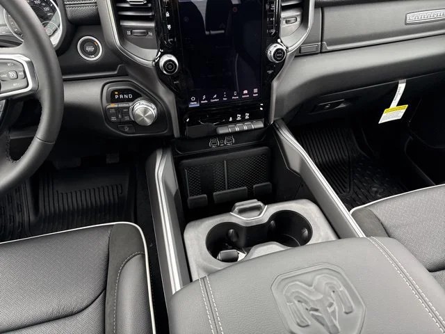 New 2026 Granite Crystal Metallic Clear-Coat Exterior Paint RAM Laramie image 15