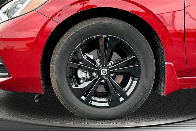 Used 2023 Red Nissan SV image 33