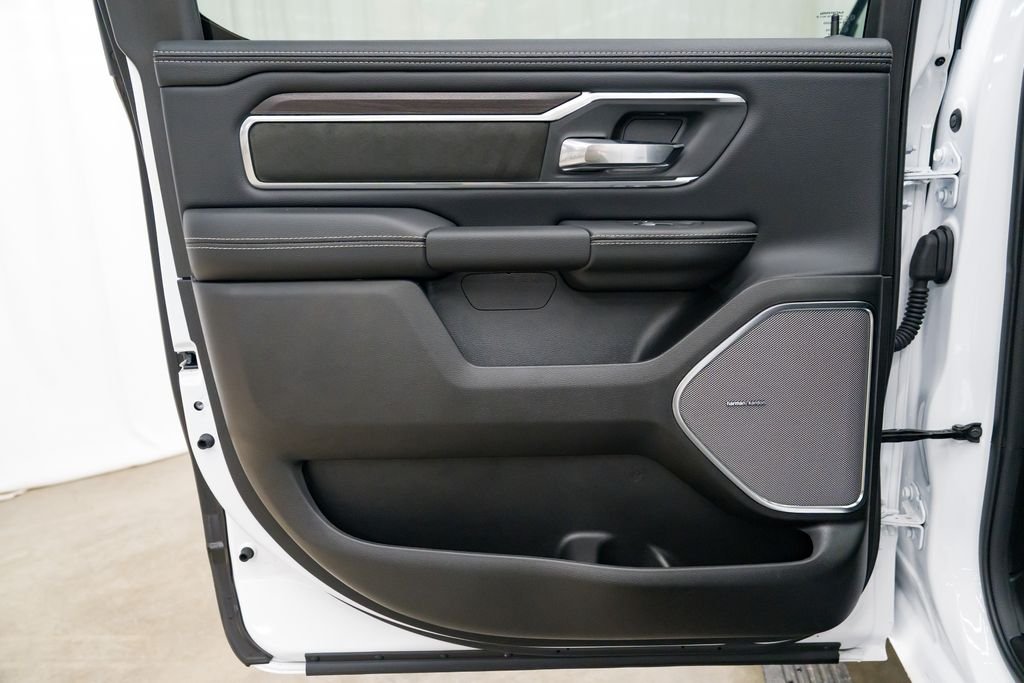 2026 RAM 1500 Laramie - Photo 28