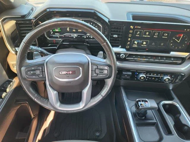 Used 2022 Quicksilver MET GMC SLT 4x4 Crew Cab 5.75 ft. box 147.4 in. WB image 27
