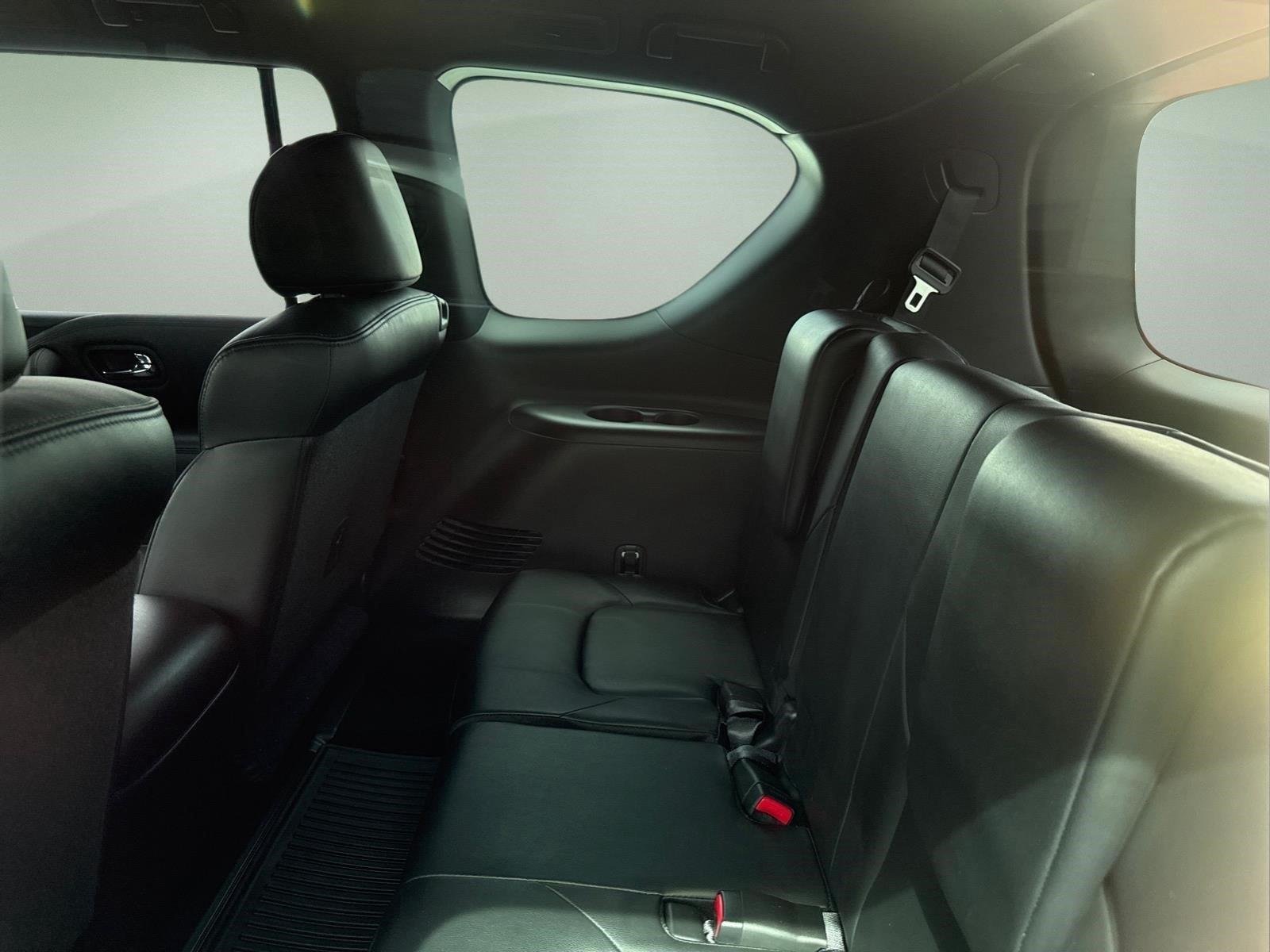 Used 2023 Super Black Nissan SL image 8