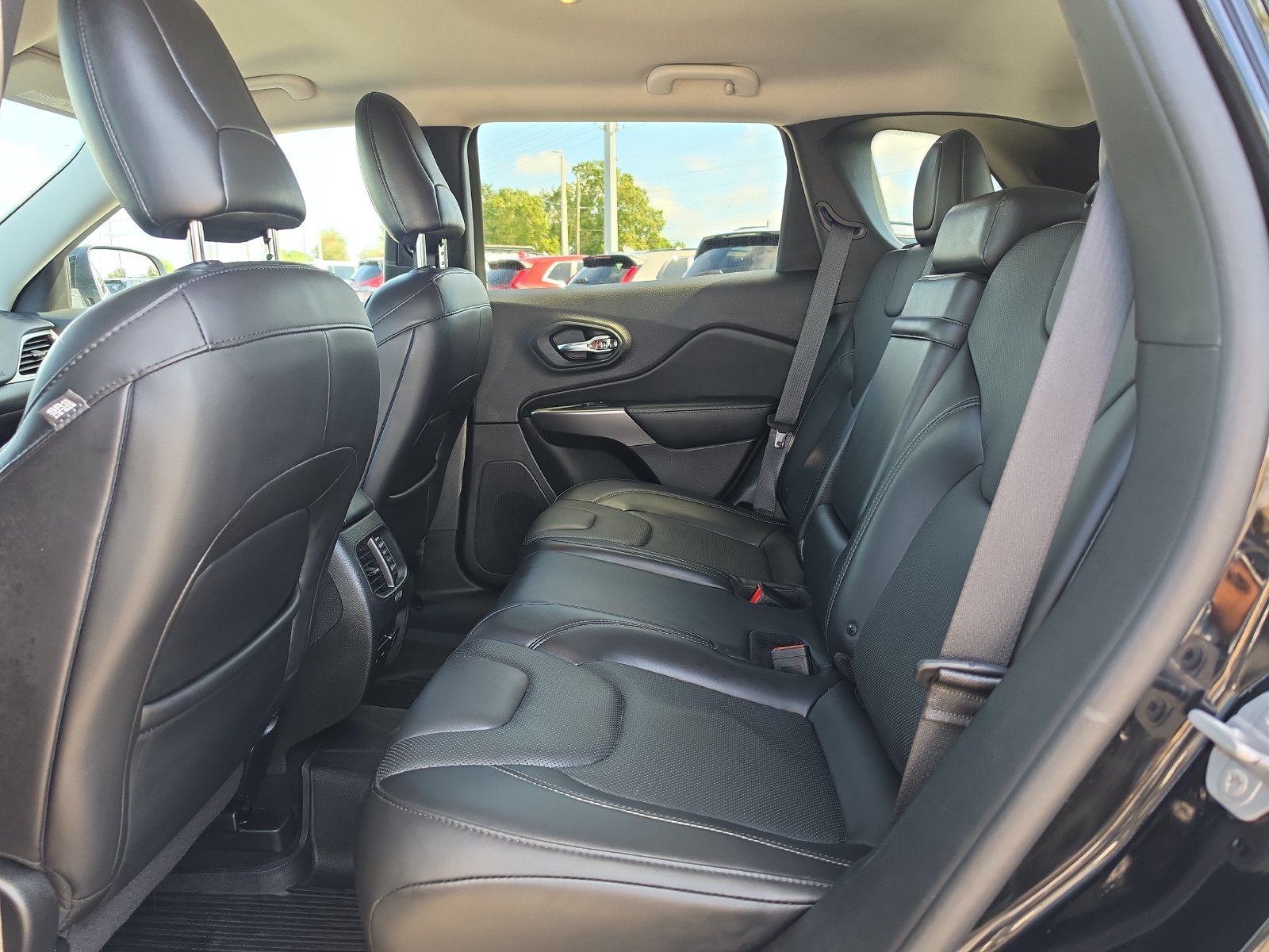 Used 2019 Black Jeep Limited image 13