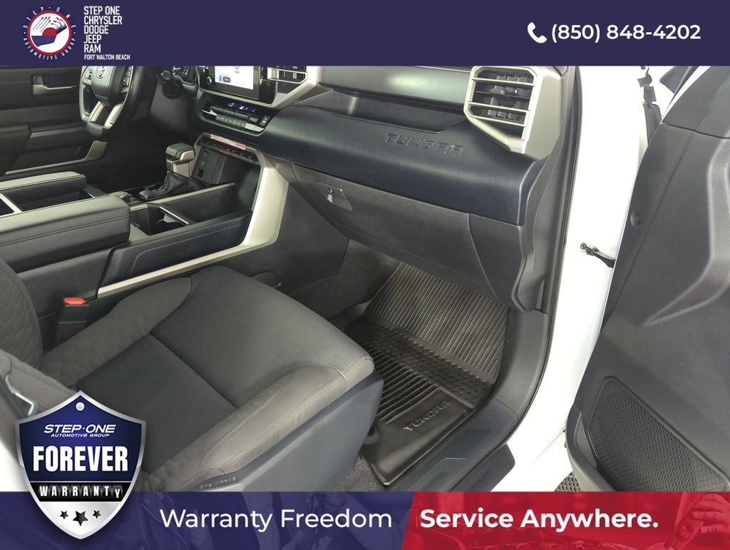 Used 2025 White Toyota SR5 image 33