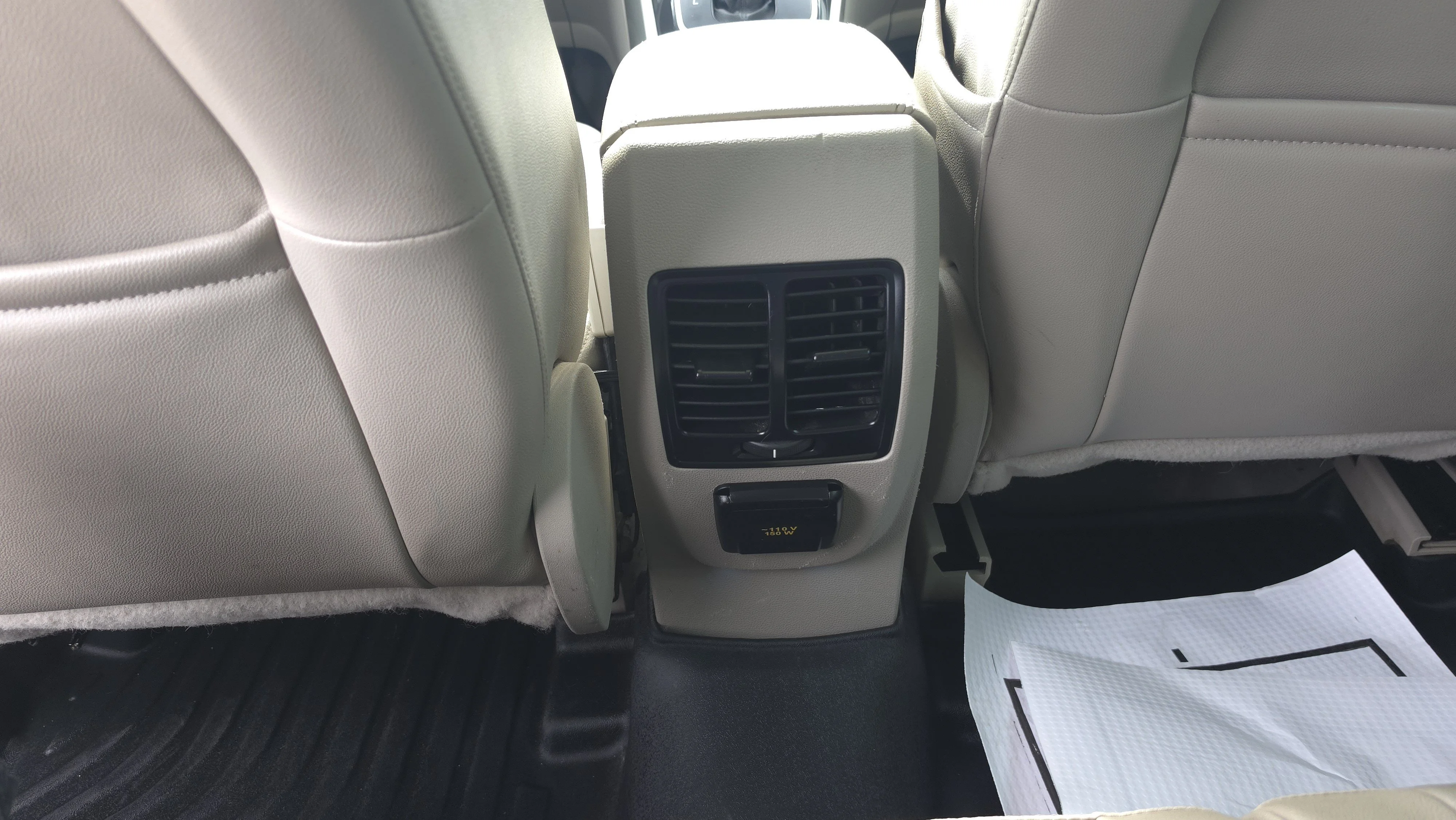Used 2013 Silver Ford SEL image 20