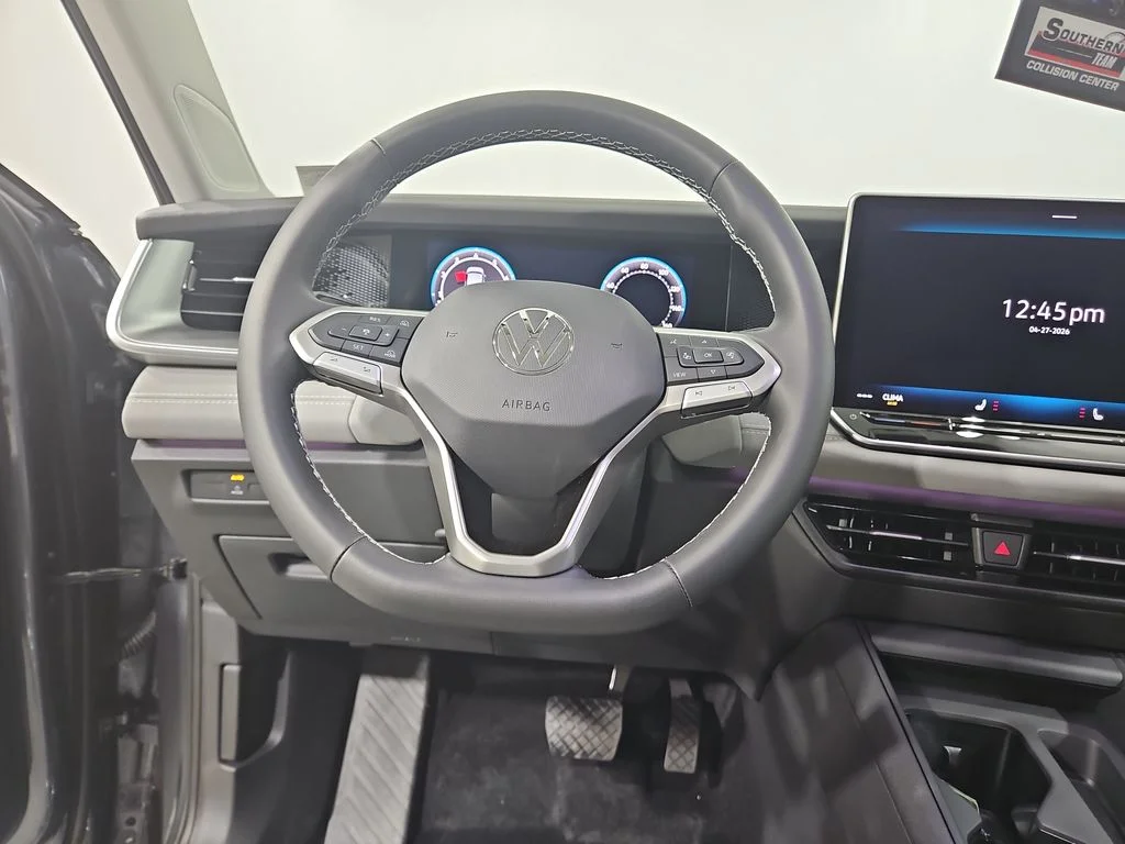 2026 Volkswagen Tiguan SE - Photo 13