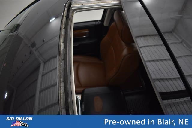 Used 2017 Brilliant Black Crystal Pearlcoat Ram Longhorn image 7
