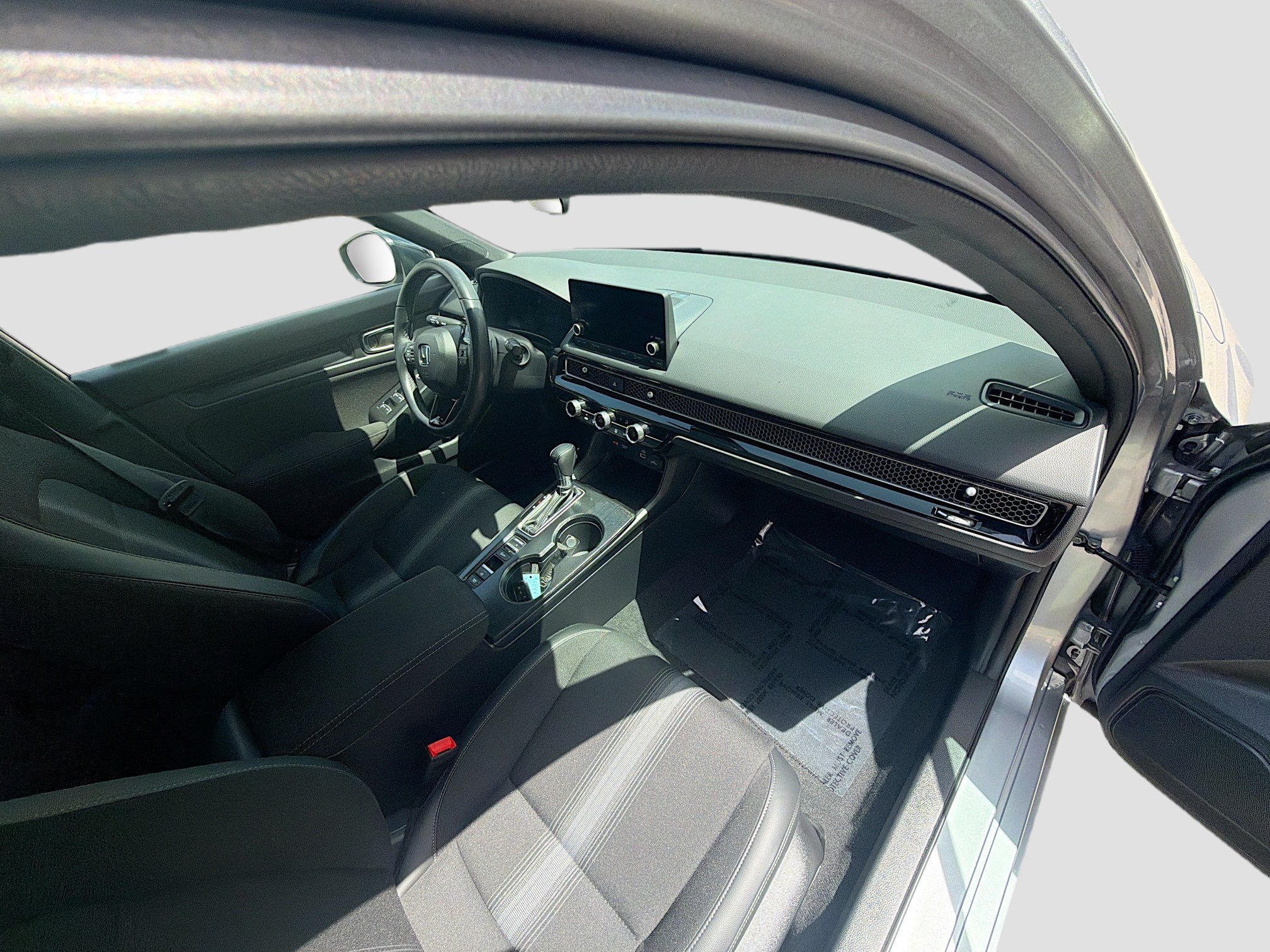2023 Honda Civic Hatchback Sport - Photo 31