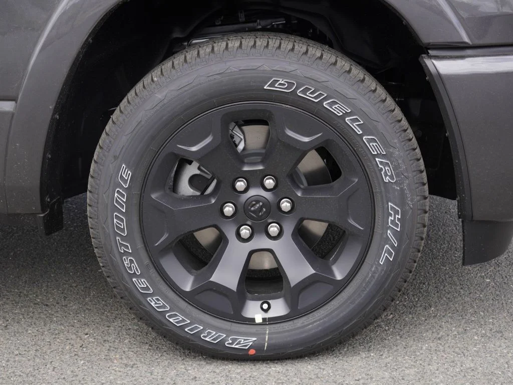 New 2026 Granite Crystal Metallic Clear-Coat Exterior Paint RAM Big Horn/Lone Star image 9