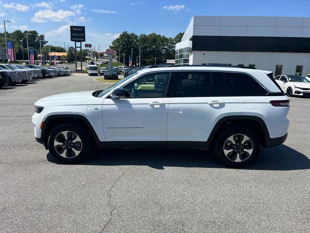 Used 2024 White Jeep 4xe image 4