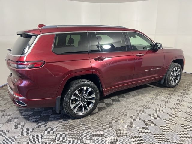 Used 2023 Red Jeep Overland image 9