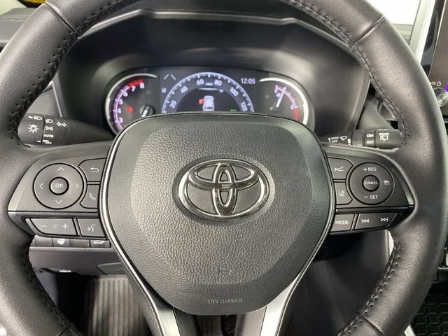 Used 2025 Black Toyota XLE image 16