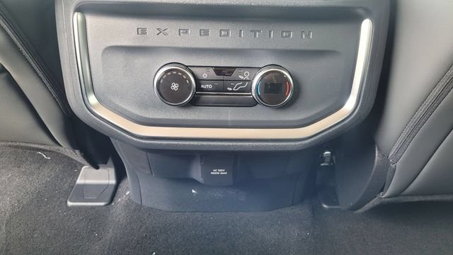New 2027 Agate Black Metallic Ford Active image 18