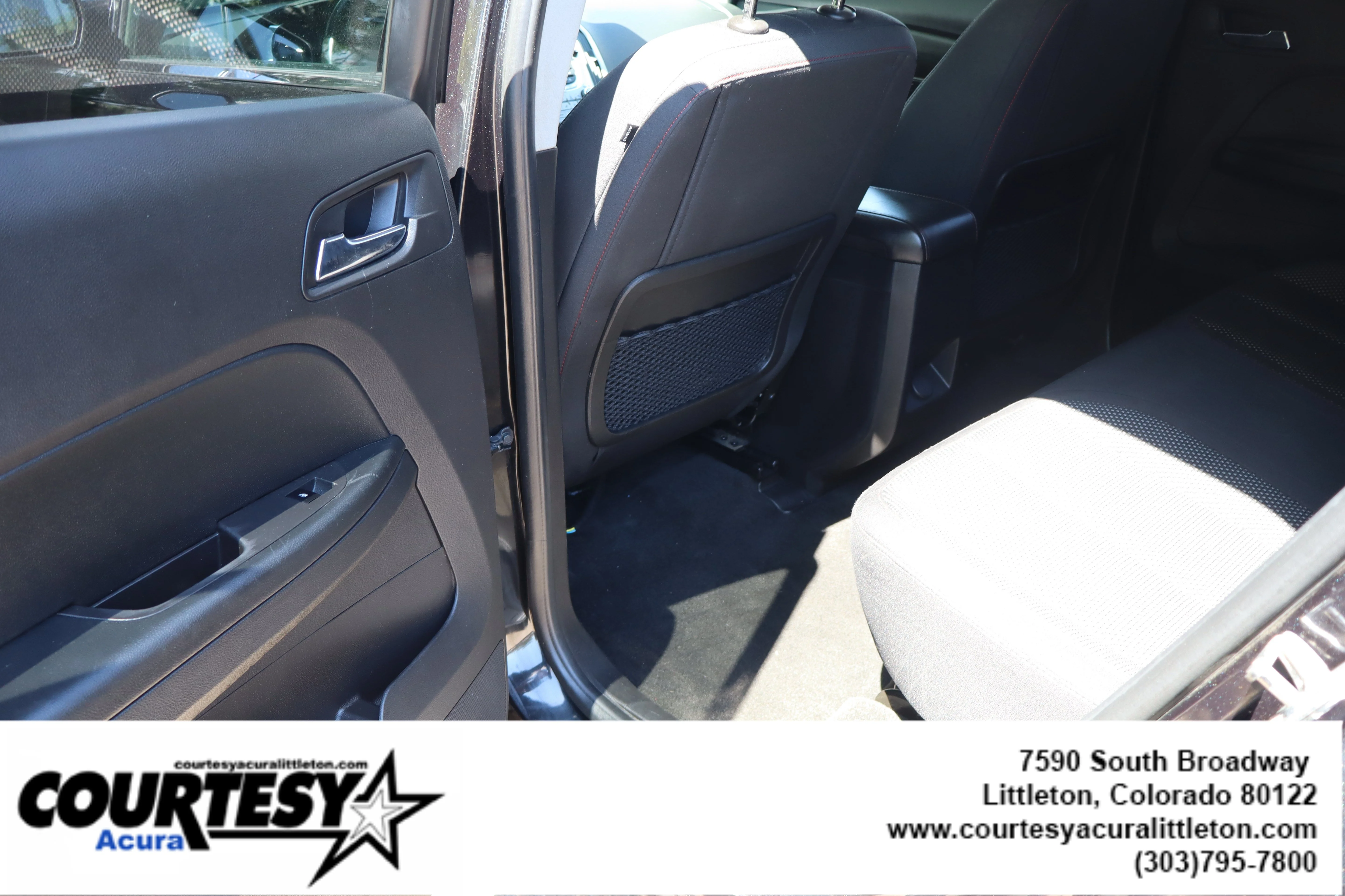 Used 2013 Carbon Black Metallic GMC SLE image 20