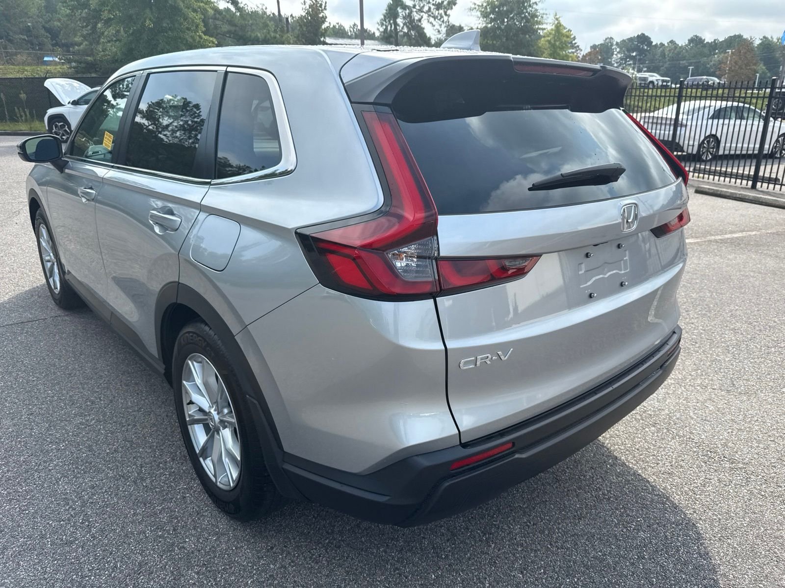 Used 2025 Silver Honda EX image 4
