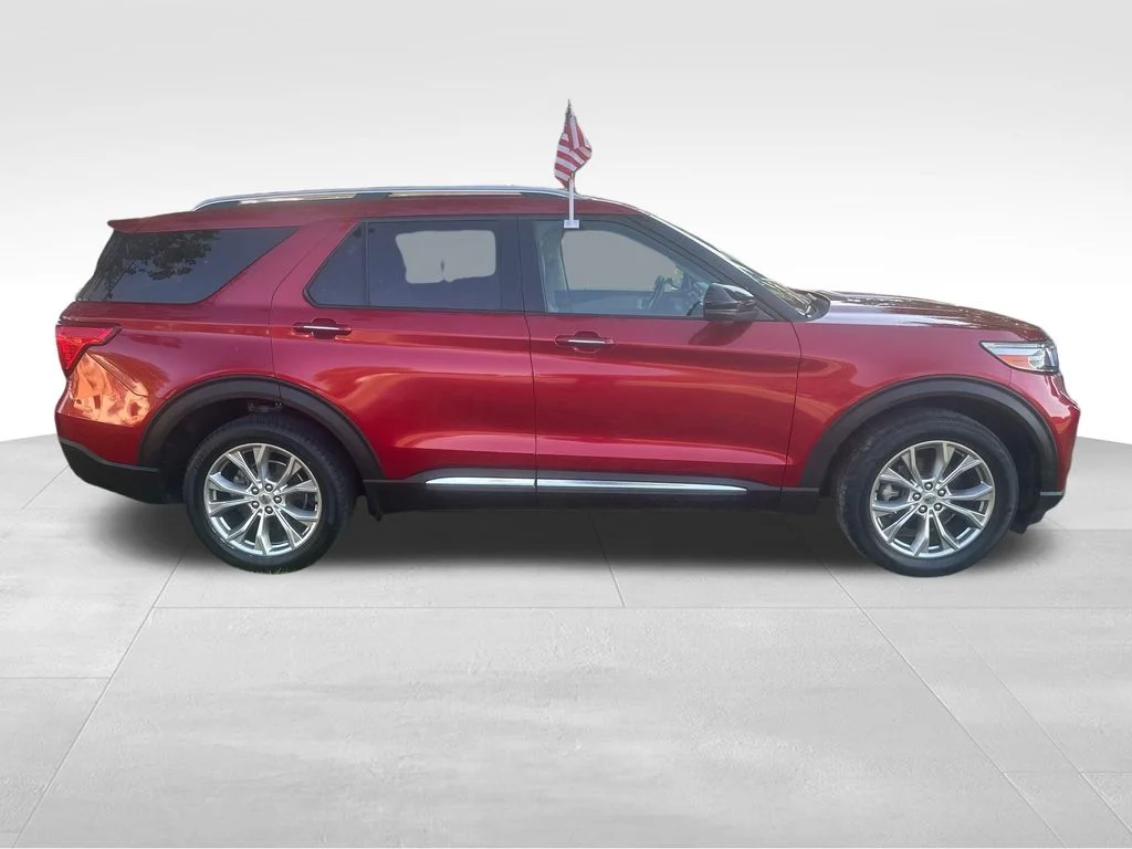 Used 2020 Red Ford Limited image 29