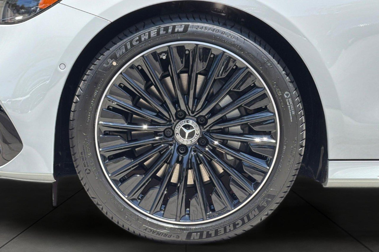 New 2026 MANUFAKTUR Alpine Grey Mercedes-Benz E 350 RWD Sedan image 25