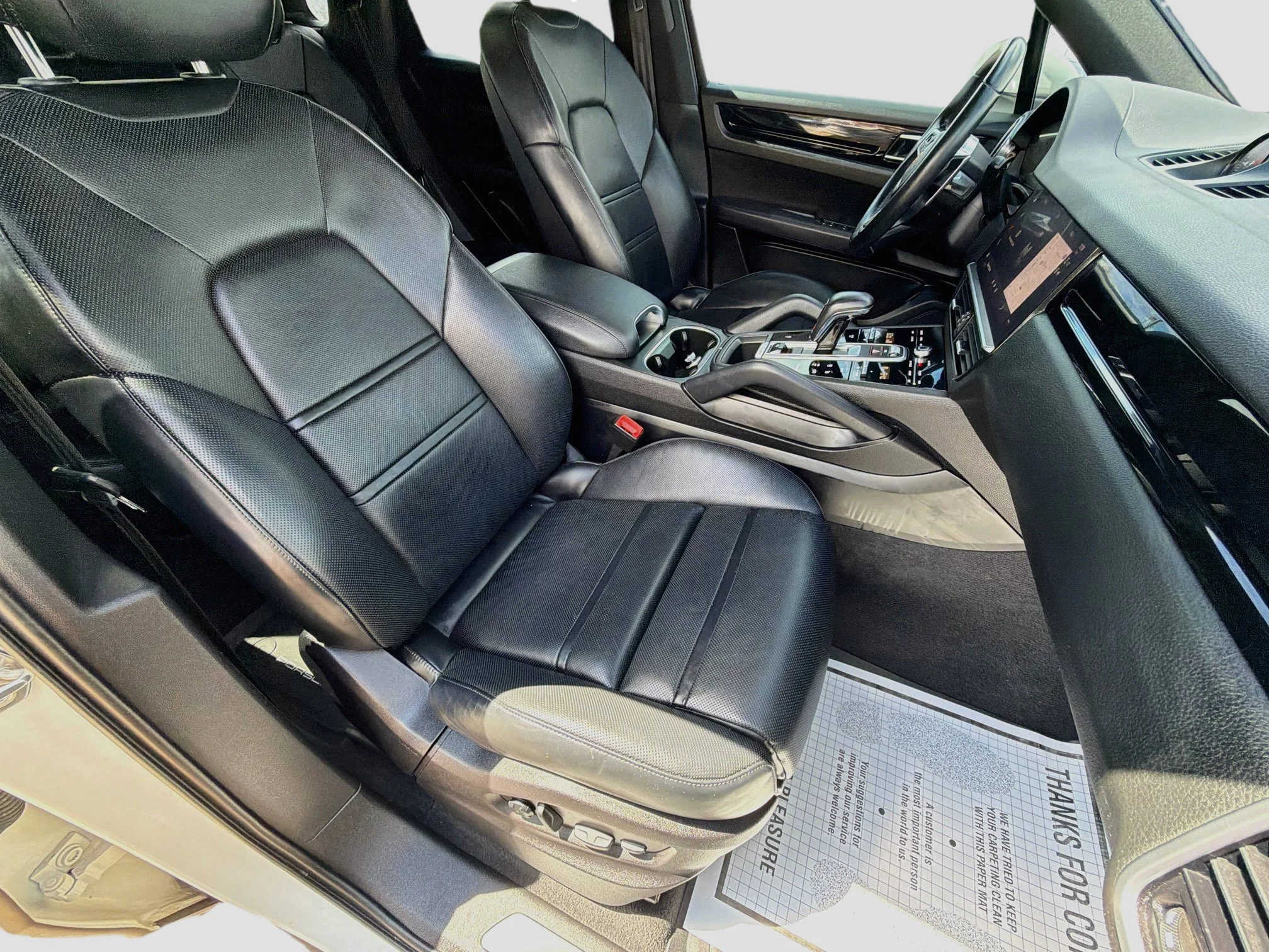 Used 2023 White Porsche Premium image 14
