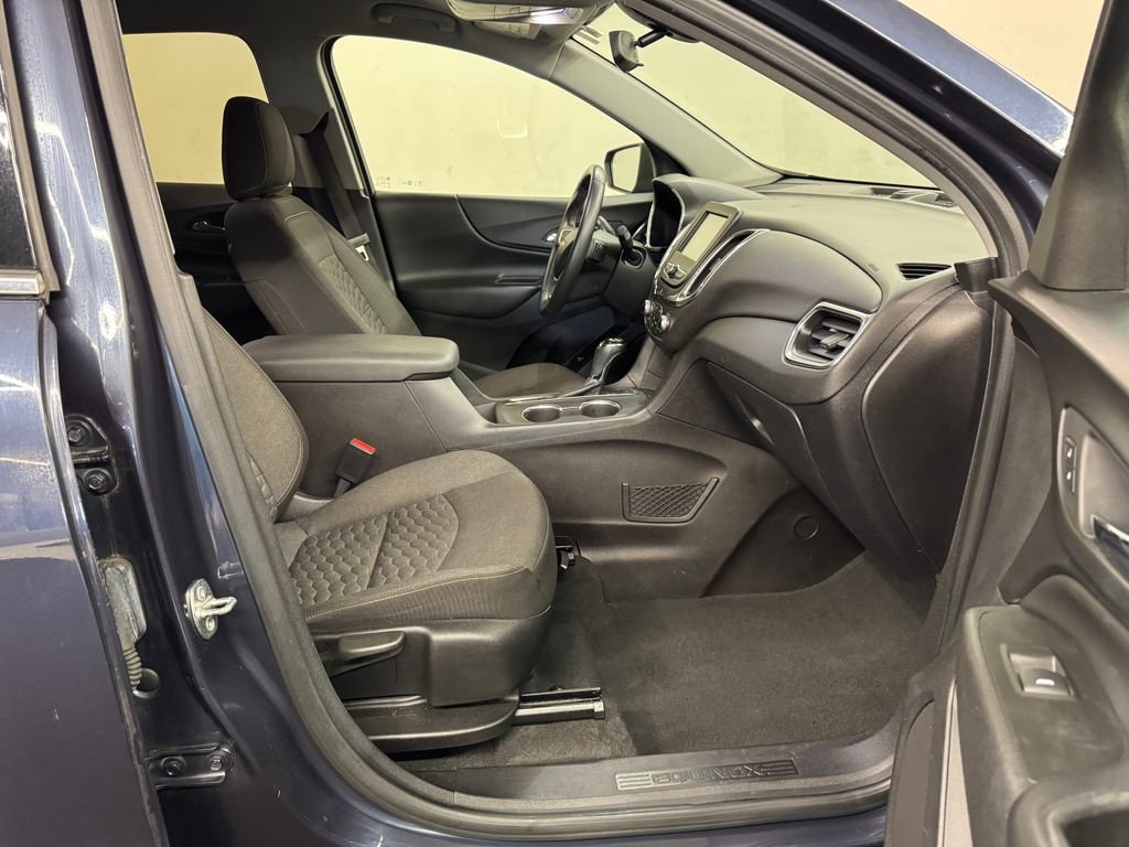 Used 2018 Blue Chevrolet LT image 29
