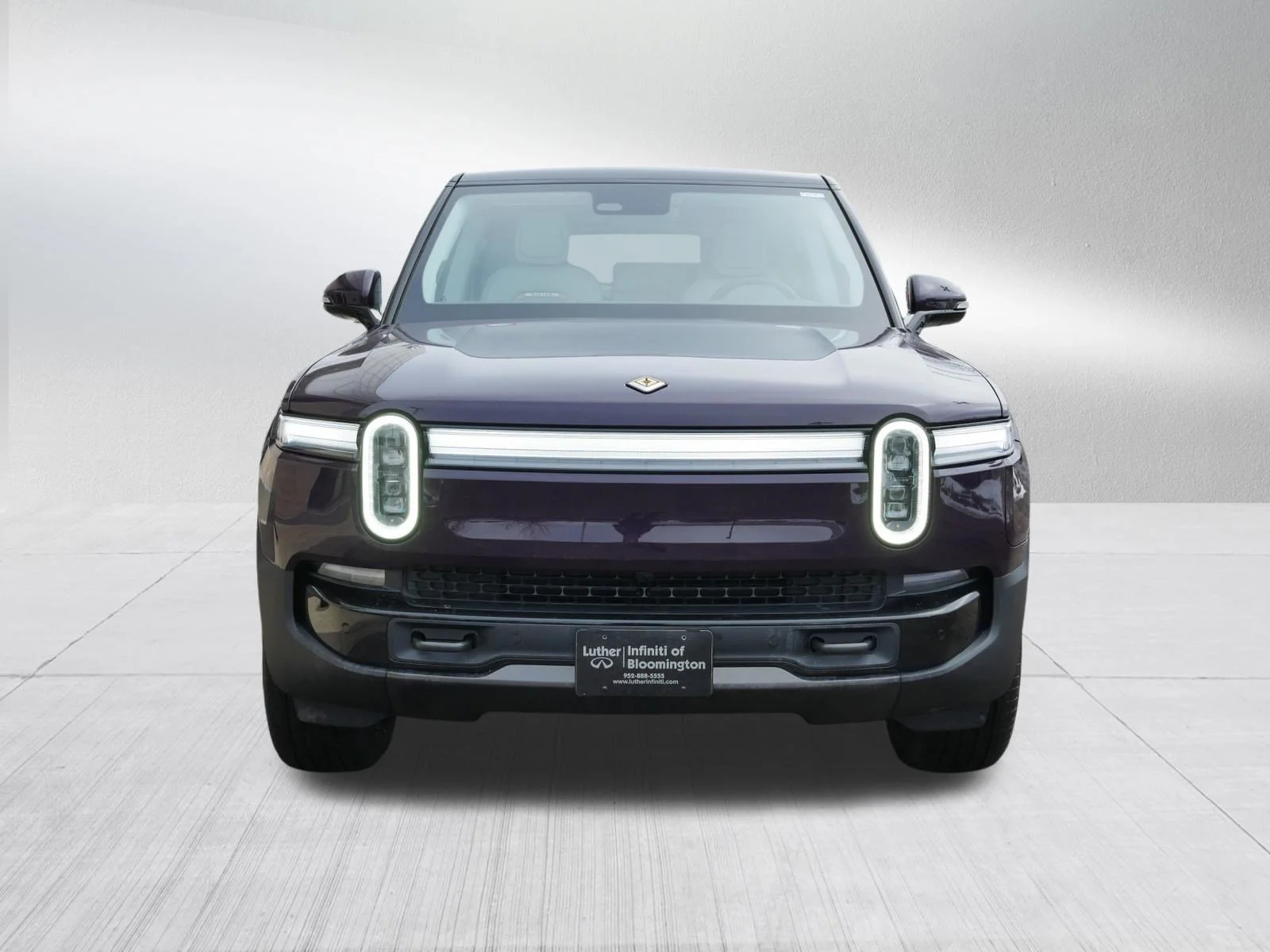 Used 2026 Rivian R1S Base with VIN 7PDSGABP3TN086280 for sale in Bloomington, Minnesota