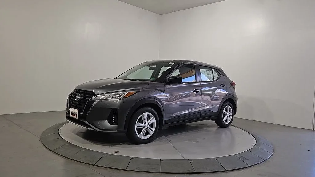 2025 Nissan KICKS PLAY