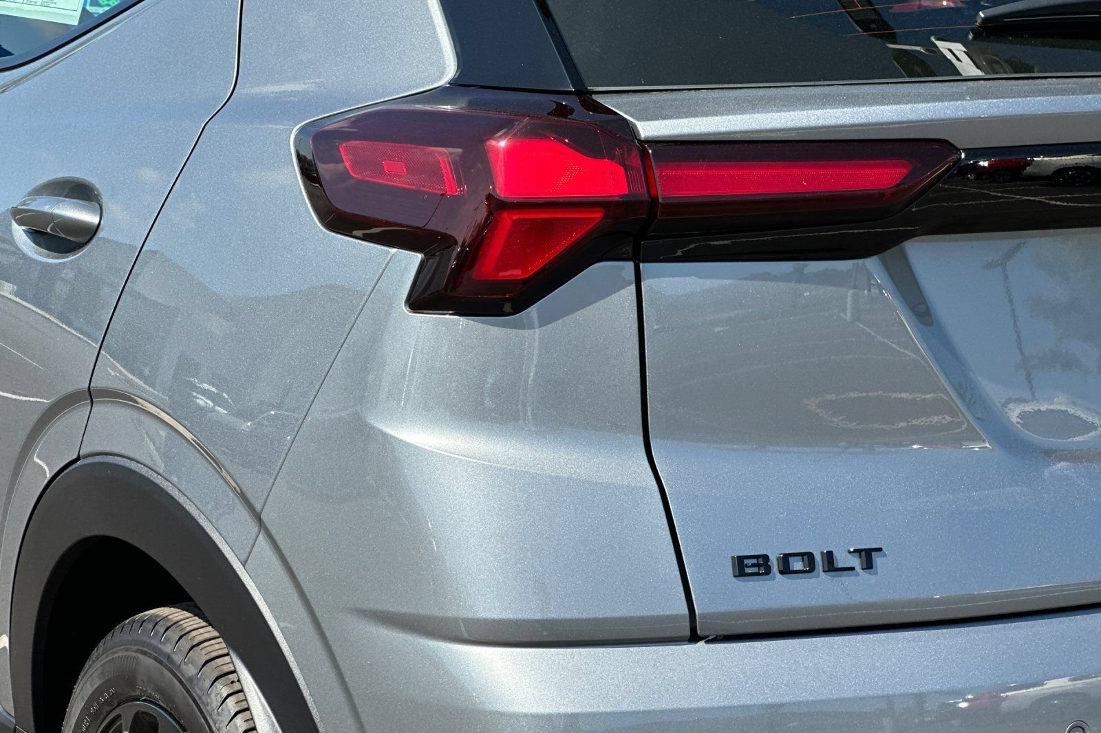 2027 Chevrolet Bolt RS - Photo 25