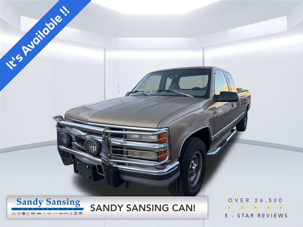 Used 1996  Chevrolet Cheyenne image 1