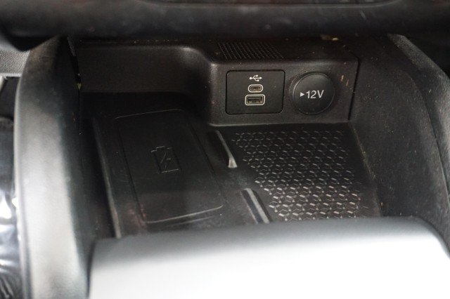 Used 2023  Ford Outer Banks image 29