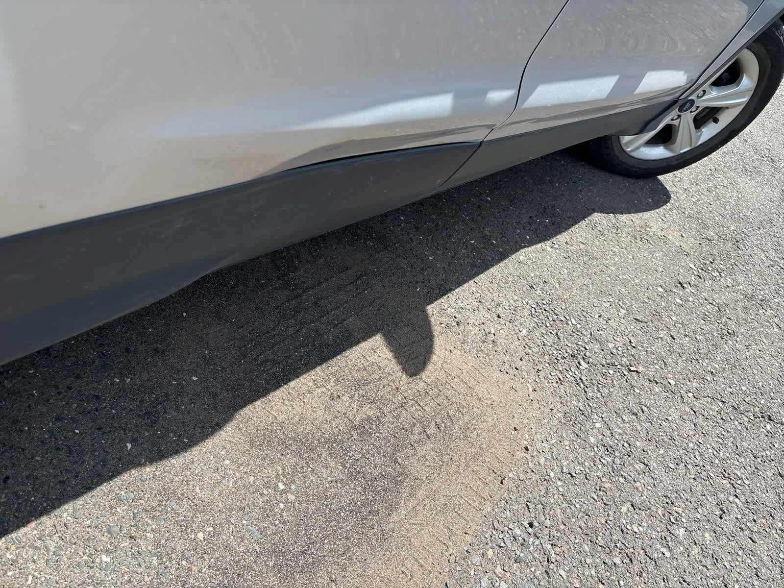 Used 2016 Ingot Silver Ford SE image 5