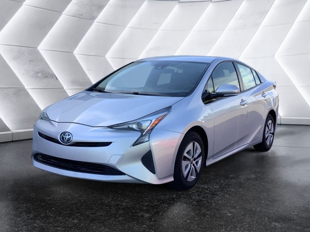 Used 2018 Silver Toyota Two Eco image 3