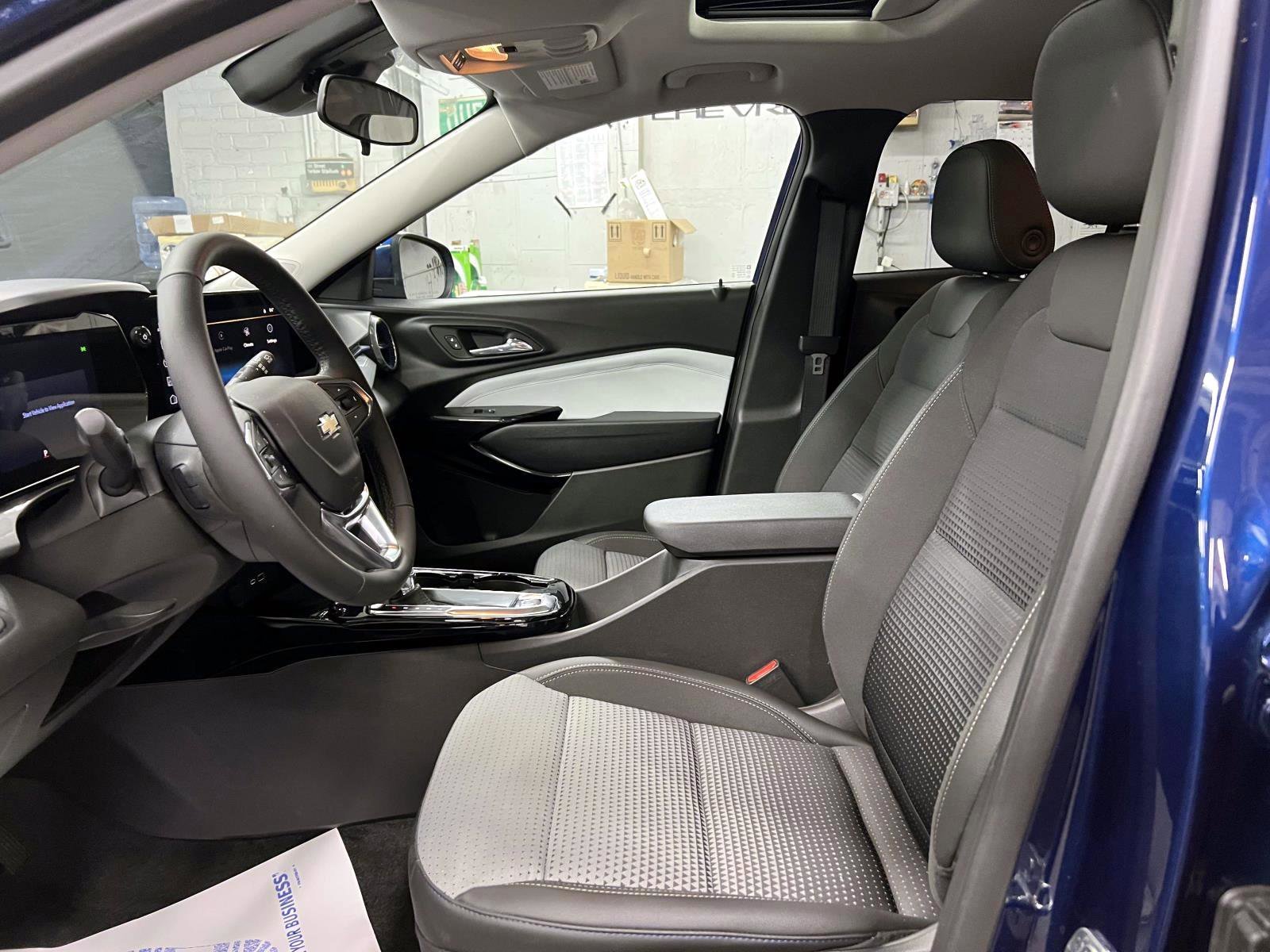 Certified Used 2024 Blue Glow Metallic Chevrolet LT image 18